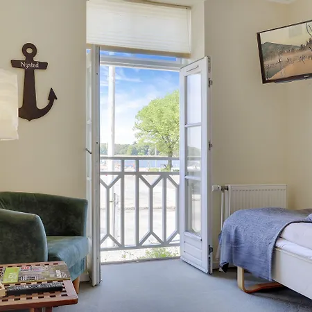 纳斯特哈维酒店 3* 尼斯泰兹