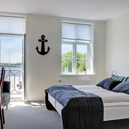 纳斯特哈维酒店 3*